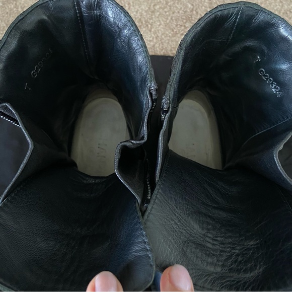 Chanel Black Leather Interlocking CC logo Combat Moto Boots Lace Up Size zip - Picture 12 of 16